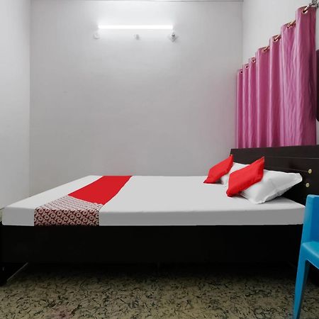Oyo Flagship Aashirvaad Green'S Guest House 巴特那 外观 照片