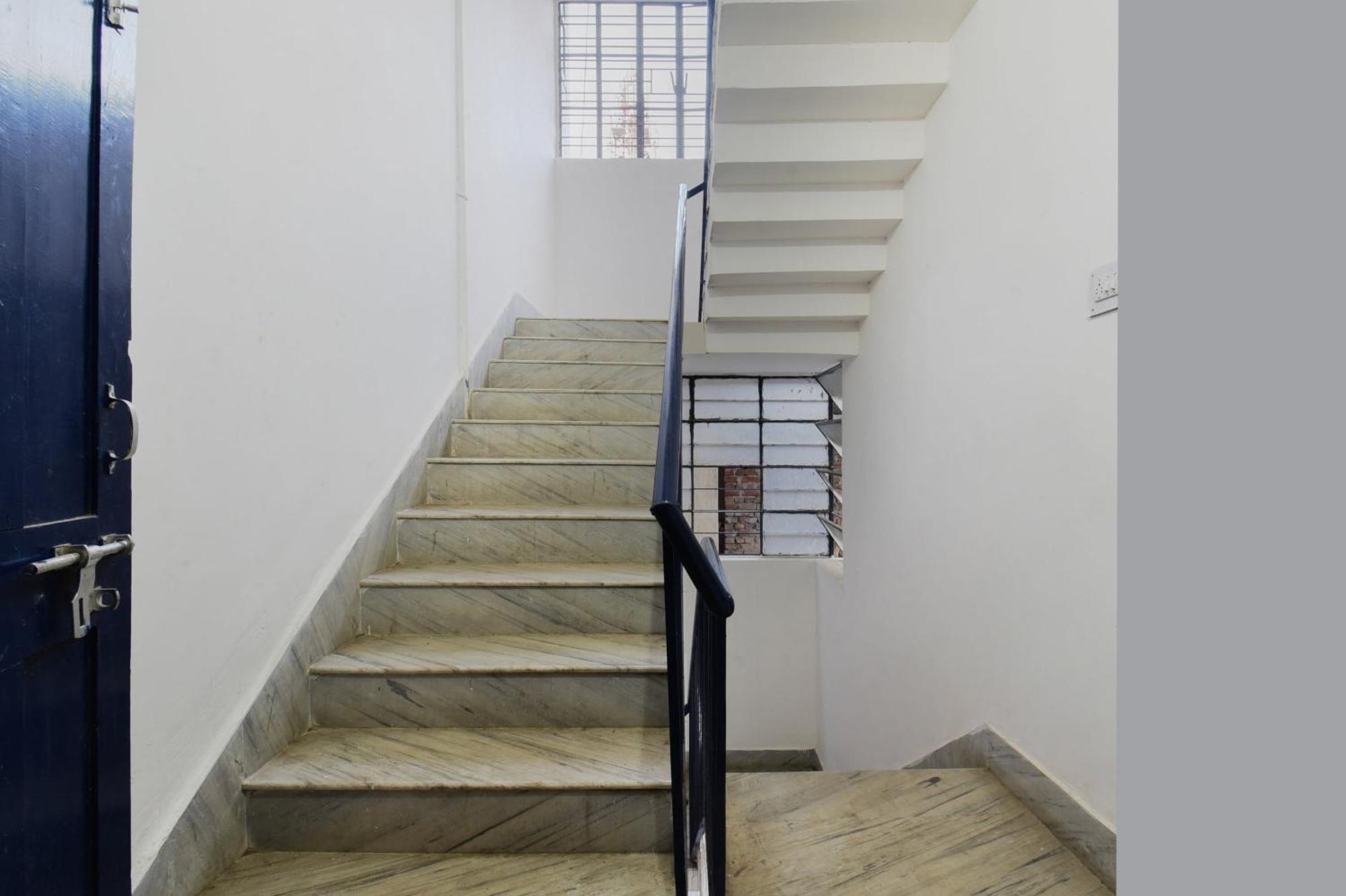 Oyo Flagship Aashirvaad Green'S Guest House 巴特那 外观 照片
